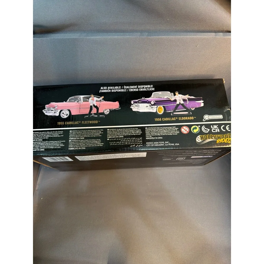 Jada Hollywood Rides Elvis Presley 1955 Cadillac Fleetwood Pink Die-Cast Figure